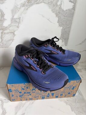 Brooks Women's Ghost Running Shoes